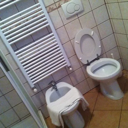 Assisi Holiday Kır Evi *